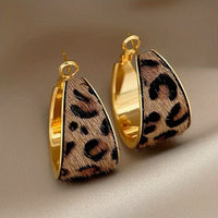 Women's Vintage Elegant Hoop Earrings with Leopard Print