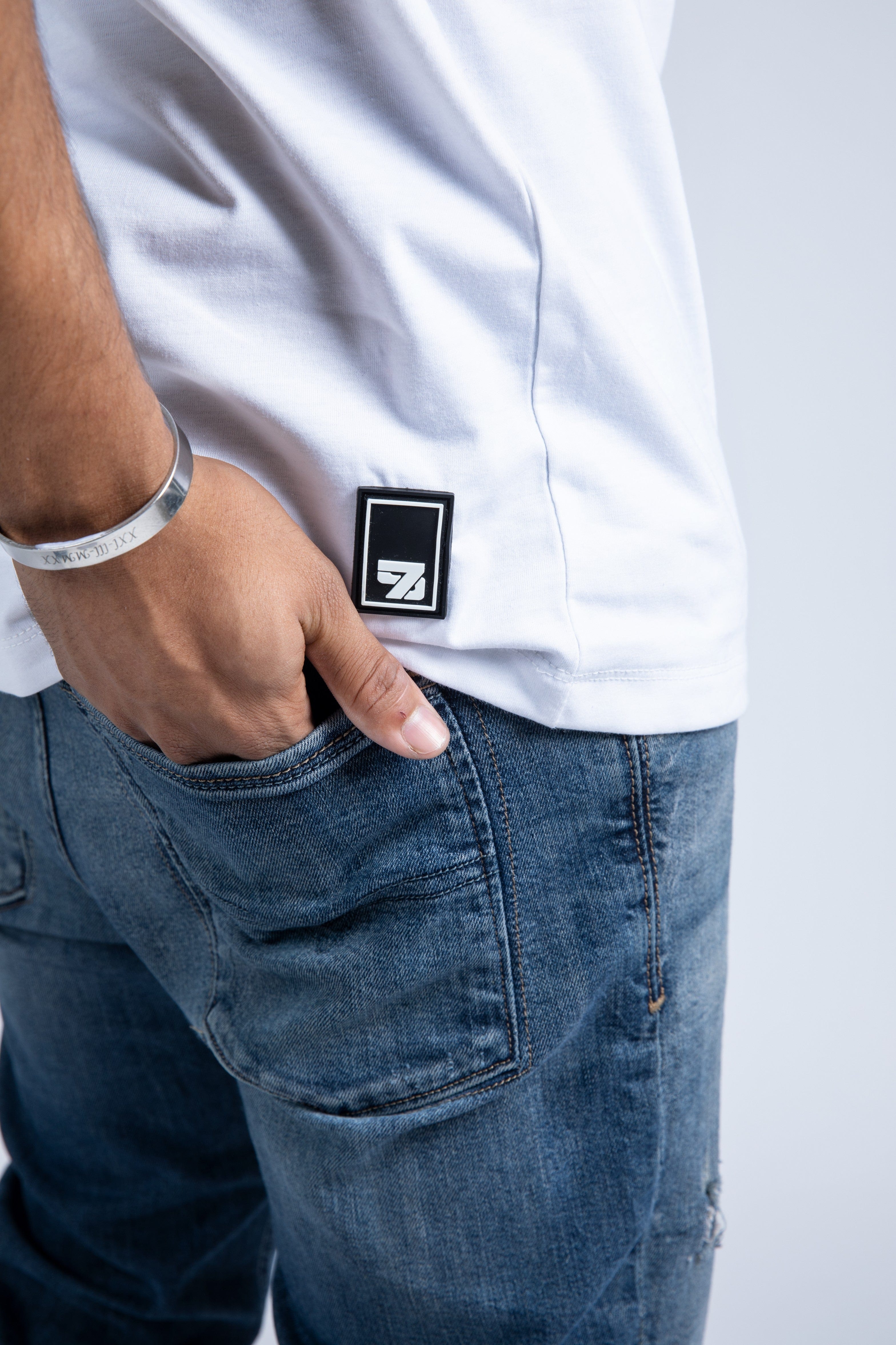 Short sleeve fashion tee