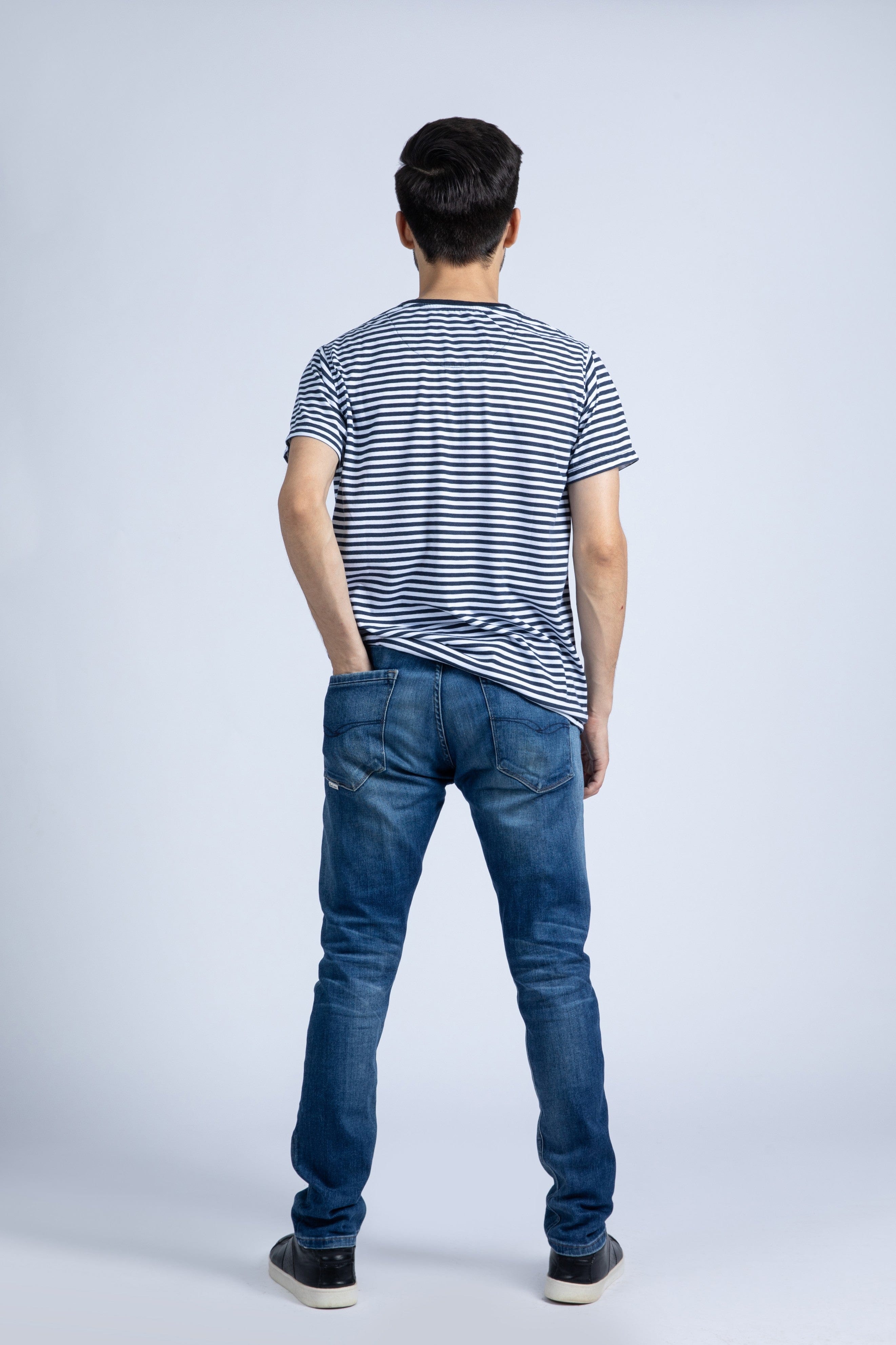 Short sleeve Henley tee