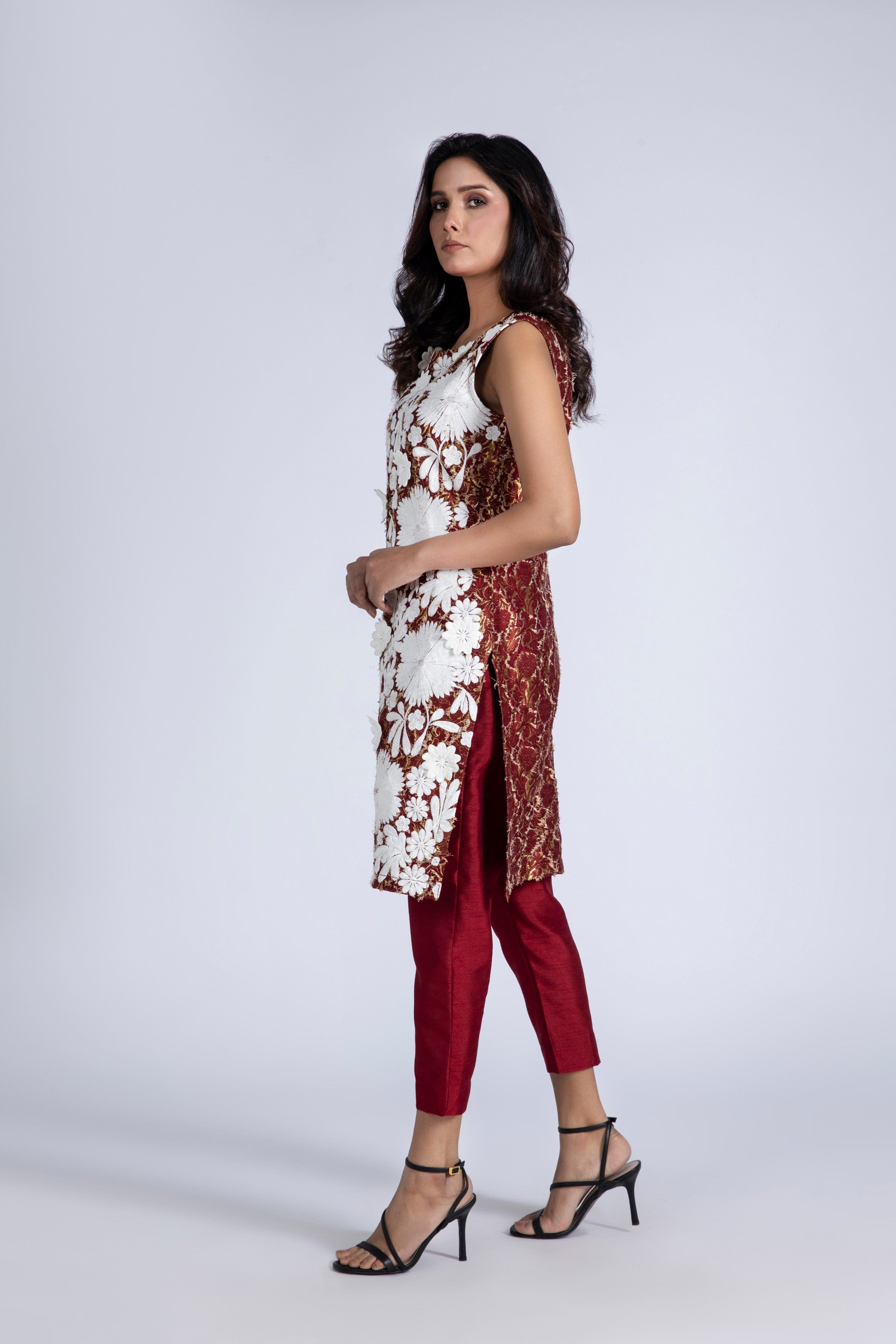 Sleeveless Embroidered Dress with Pants