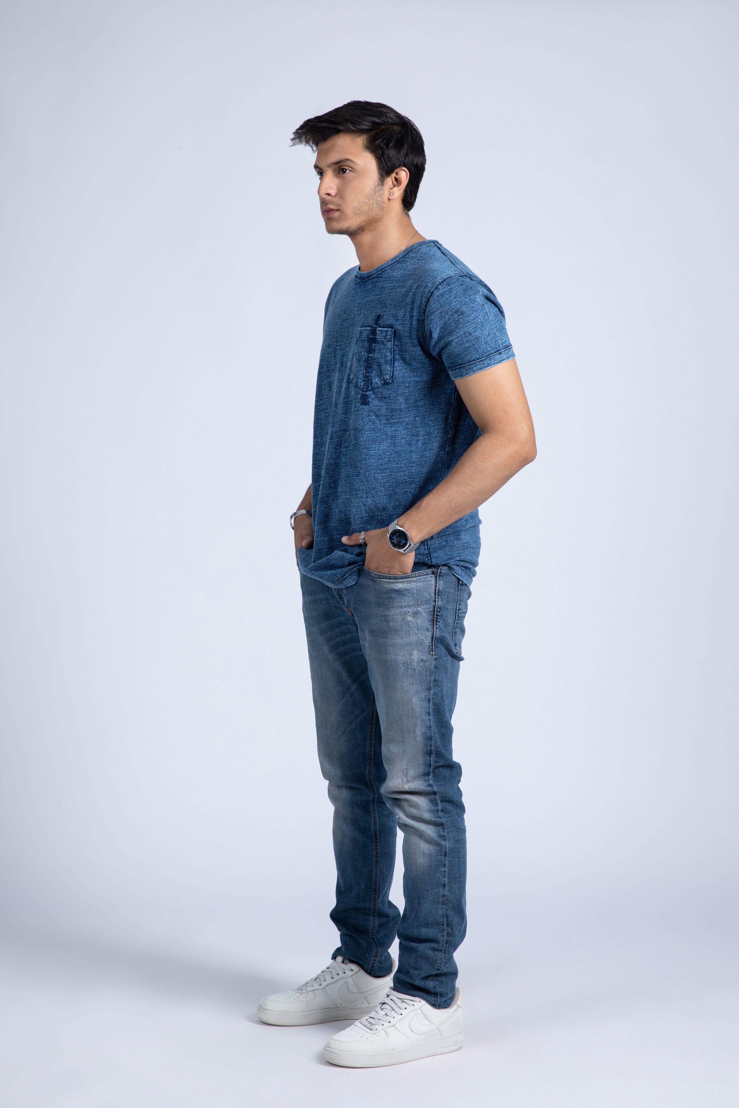 Short sleeve embroidered tee
