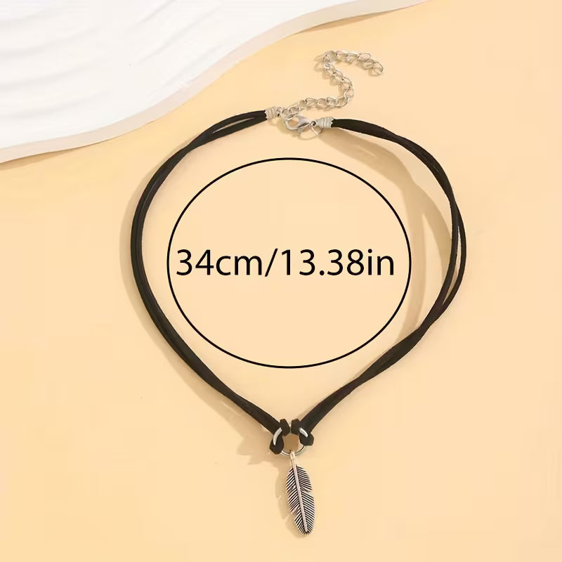 Vintage Feather Pendant Choker Necklace