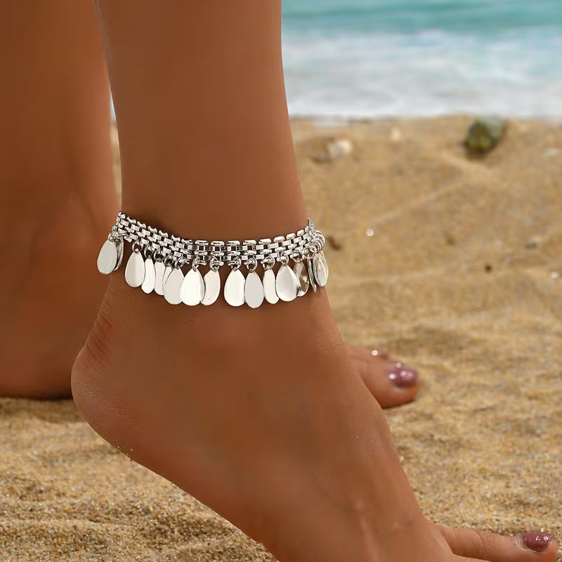 Vintage-Inspired Golden Tassel Anklet