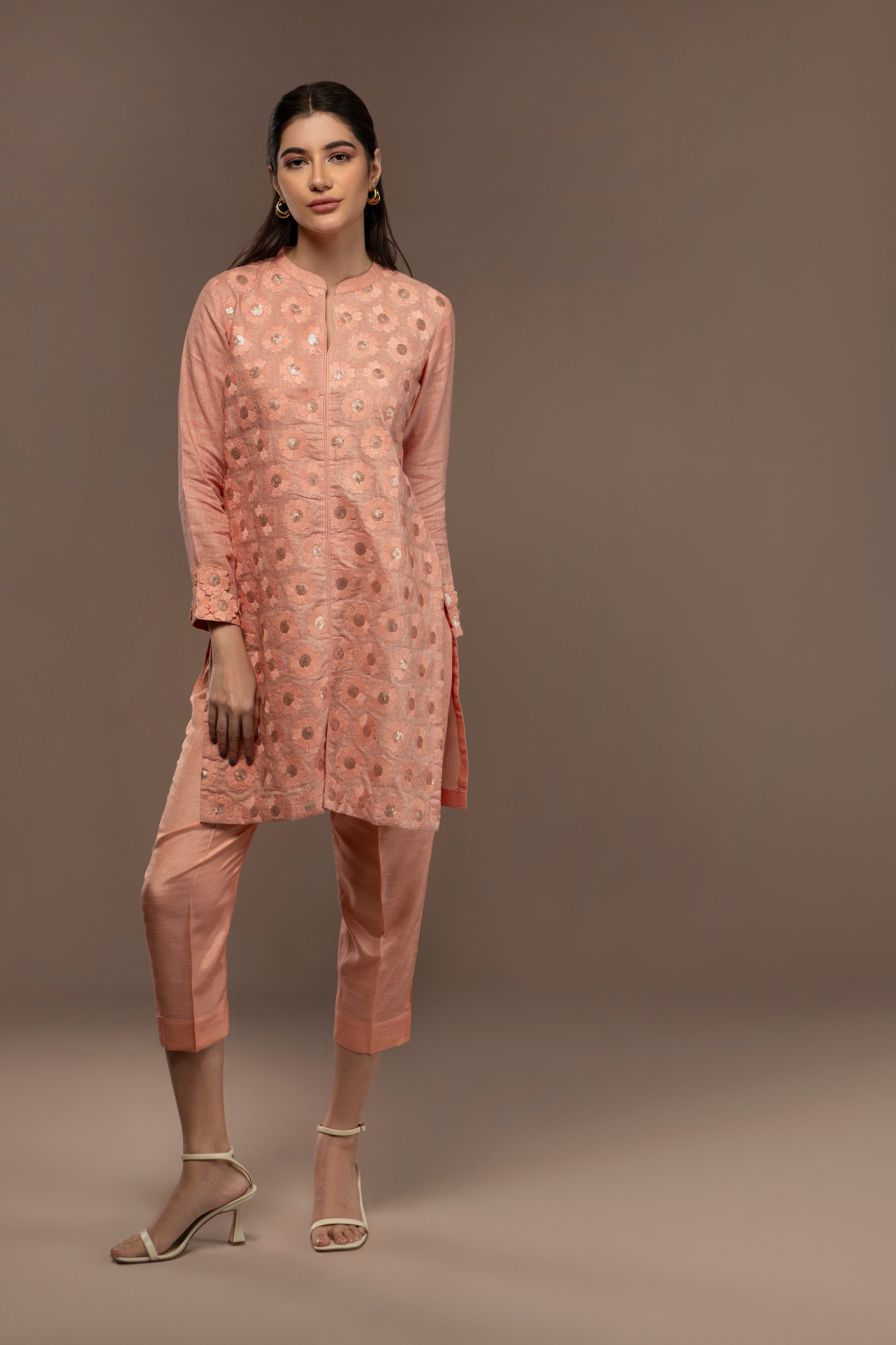 Embroidered Outfit With Pant