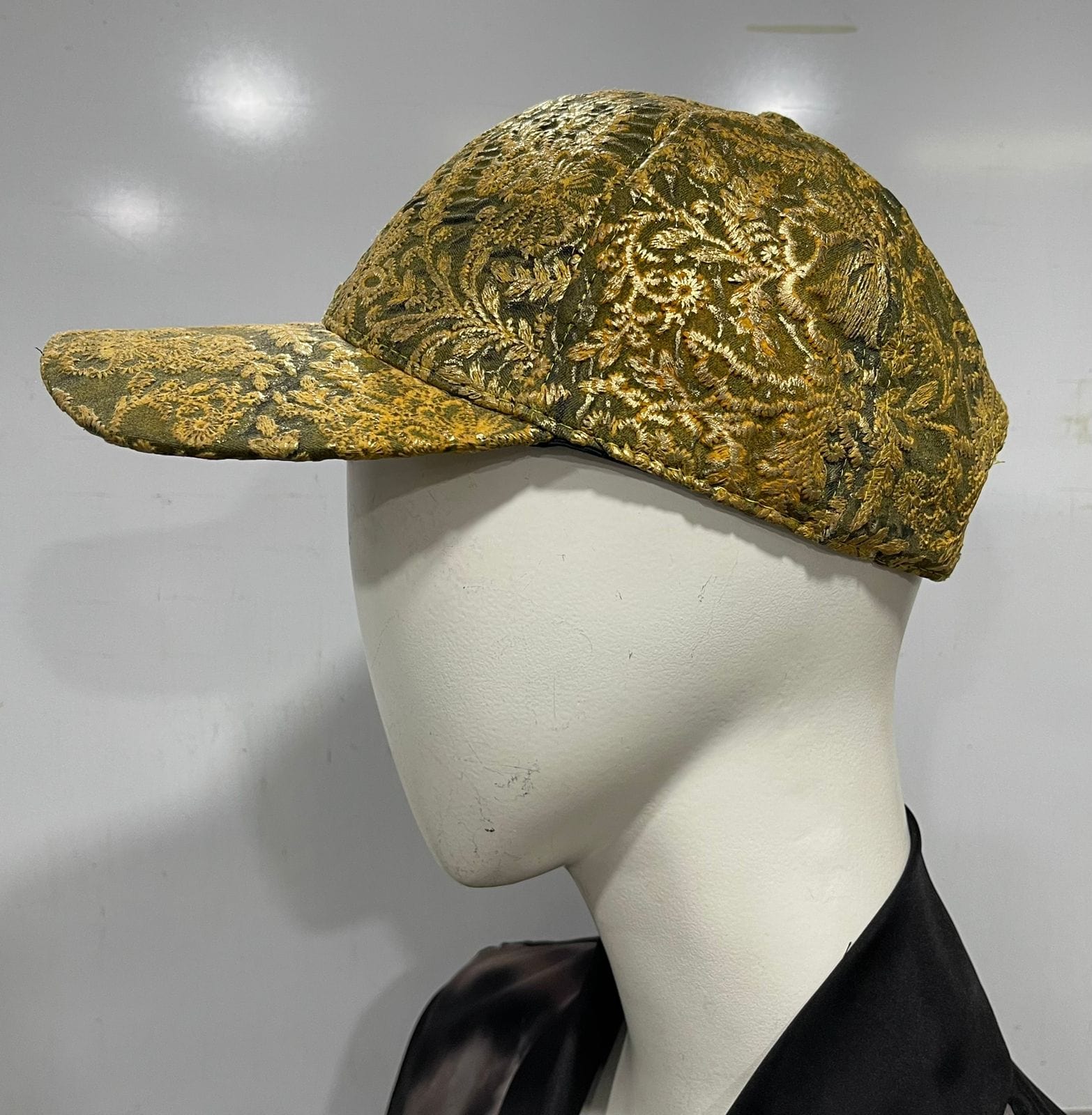 Couture Headgear for Unisex