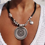 Retro Leather Rope Floral Pendant Necklace