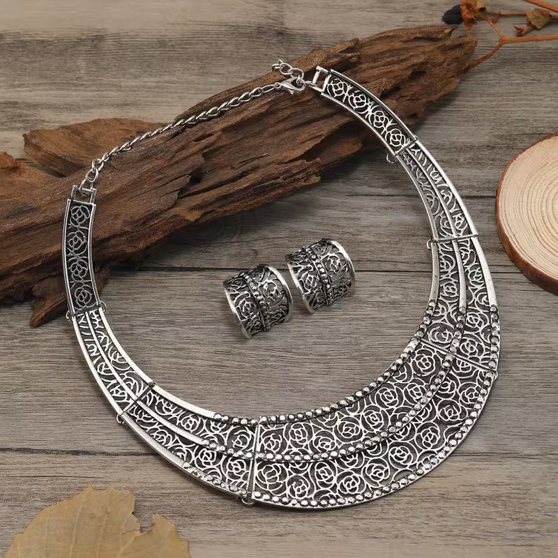 Vintage 3-Piece Choker & Earrings Set