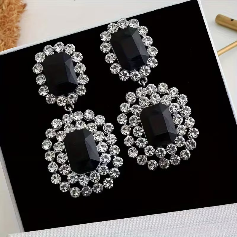 Studded Temperament Square Earrings