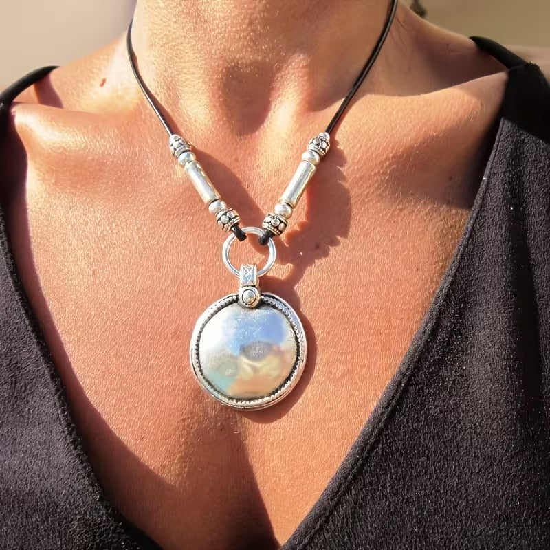 Minimalist Round Disc Pendant Necklace