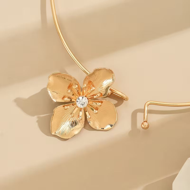 Luxury Gold Floral Choker Necklace