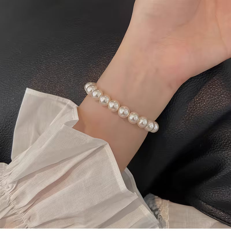 Elegant Faux Pearl Buckle Bracelet
