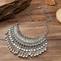A Vintage Metal Pendant Necklace