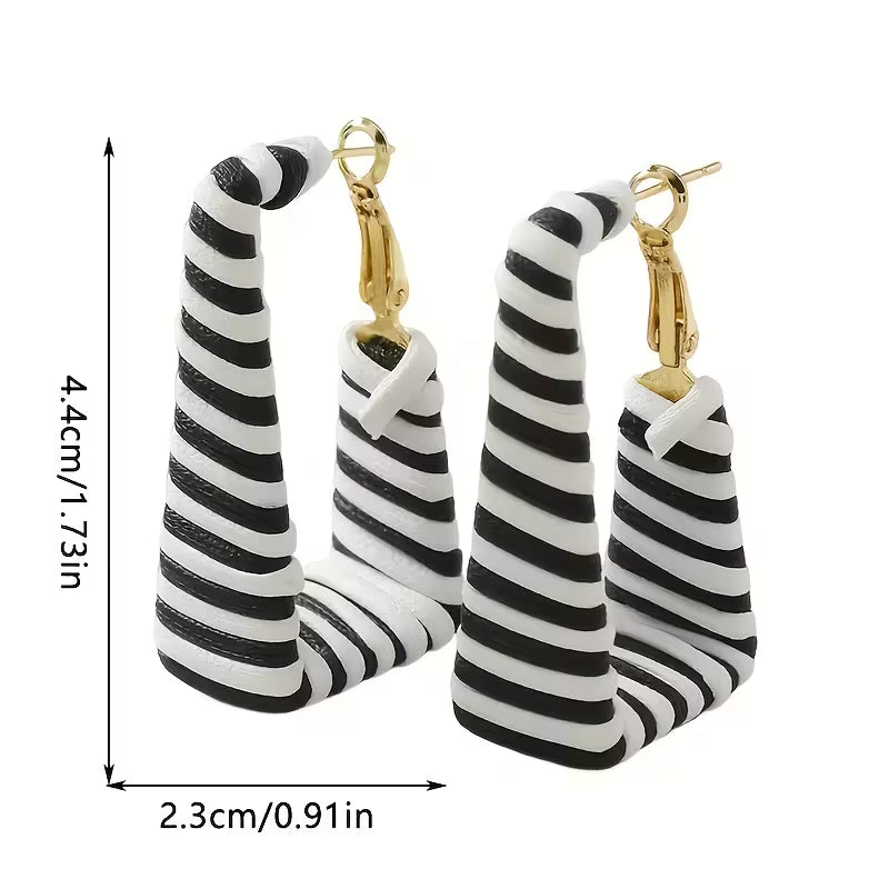 Handmade Retro Classic Black and White Striped Square Ring Earrings