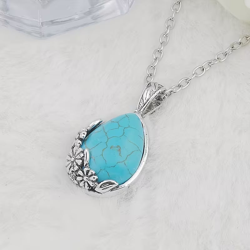Vintage Turquoise Teardrop Pendant Necklace