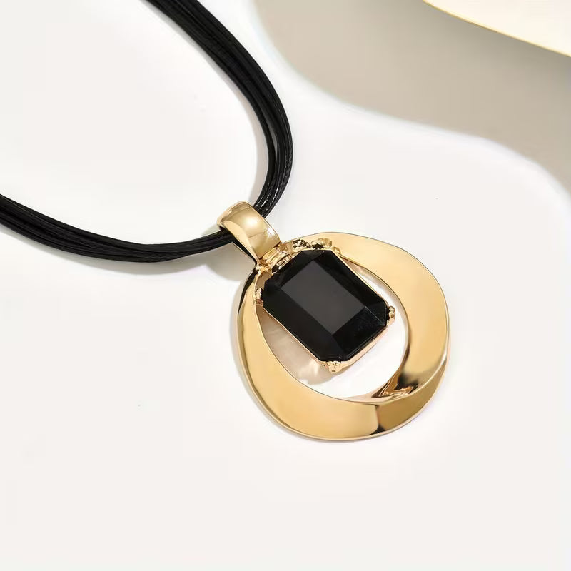 Black Gem Pendant Rope Necklace