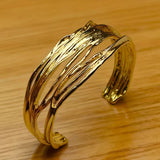 Women’s Vintage Openwork Metal Bangle