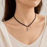 Vintage Feather Pendant Choker Necklace