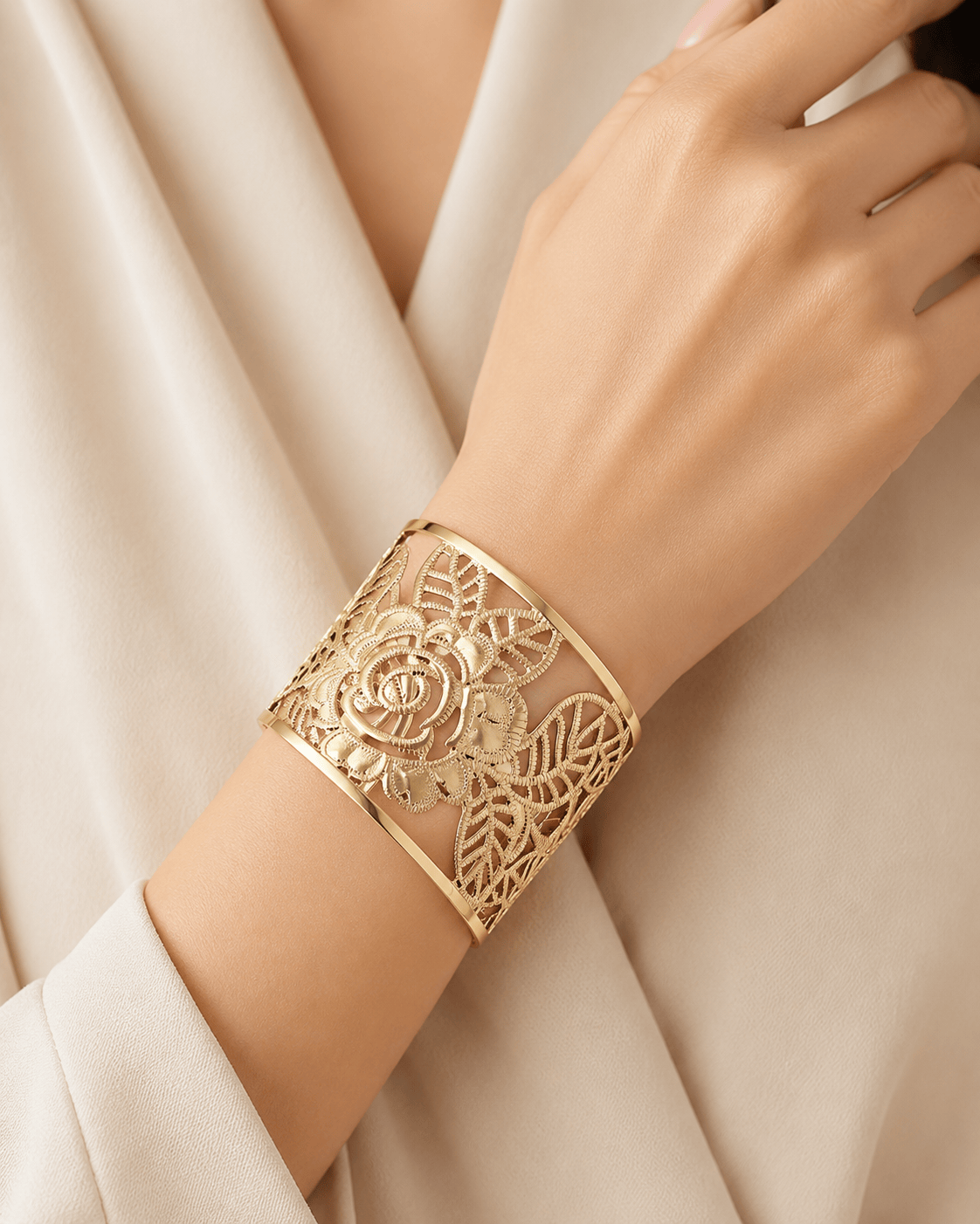 Hollow Rose Flower Open Bracelet