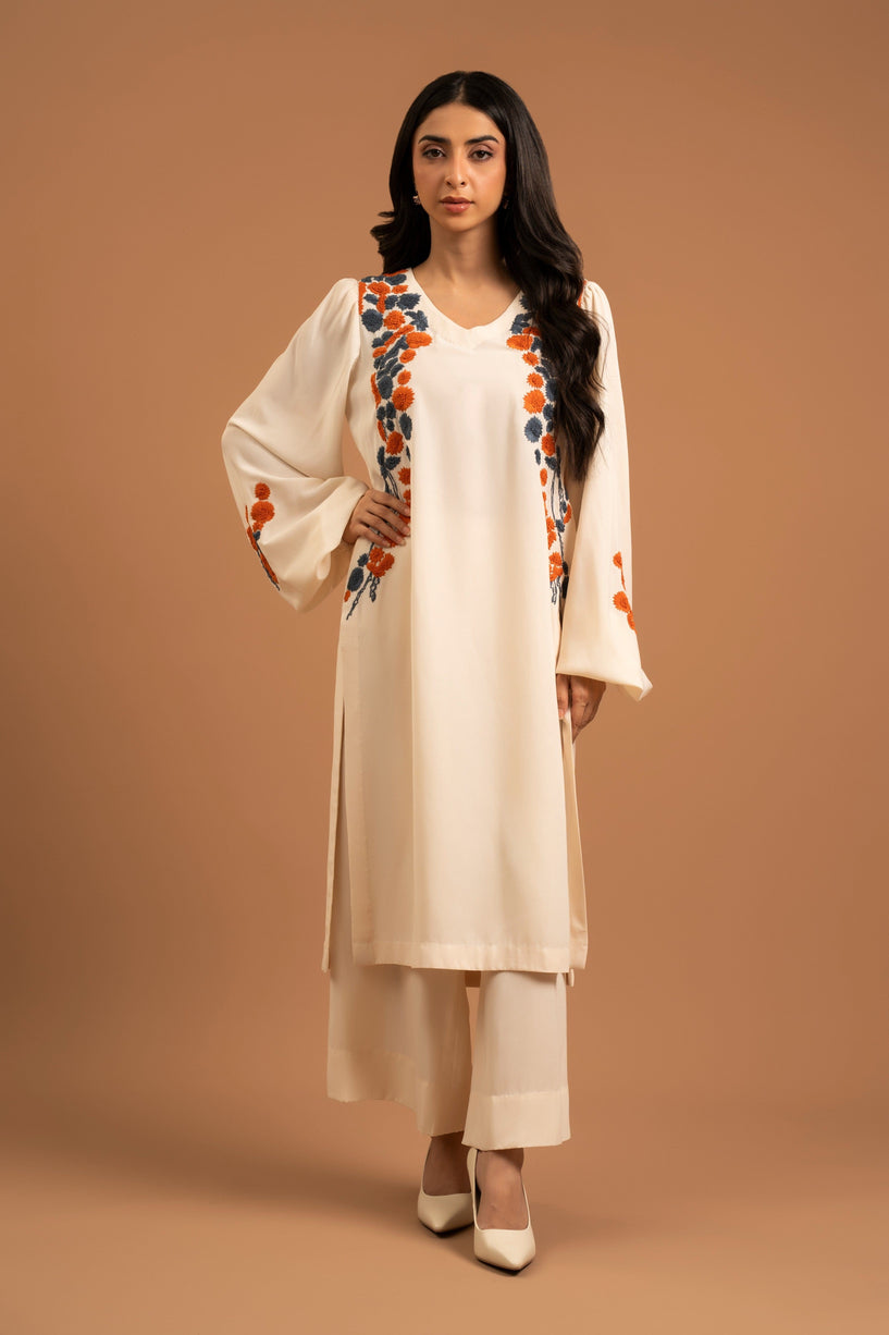 Handworked Bell Sleeve V-Neck Outfit