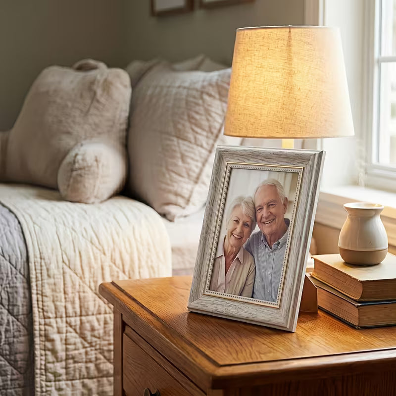 Vintage Golden 5×7-Inch Picture Frame