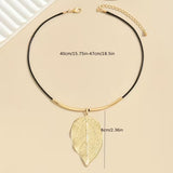 Elegant Leaf Texture Pendant Necklace