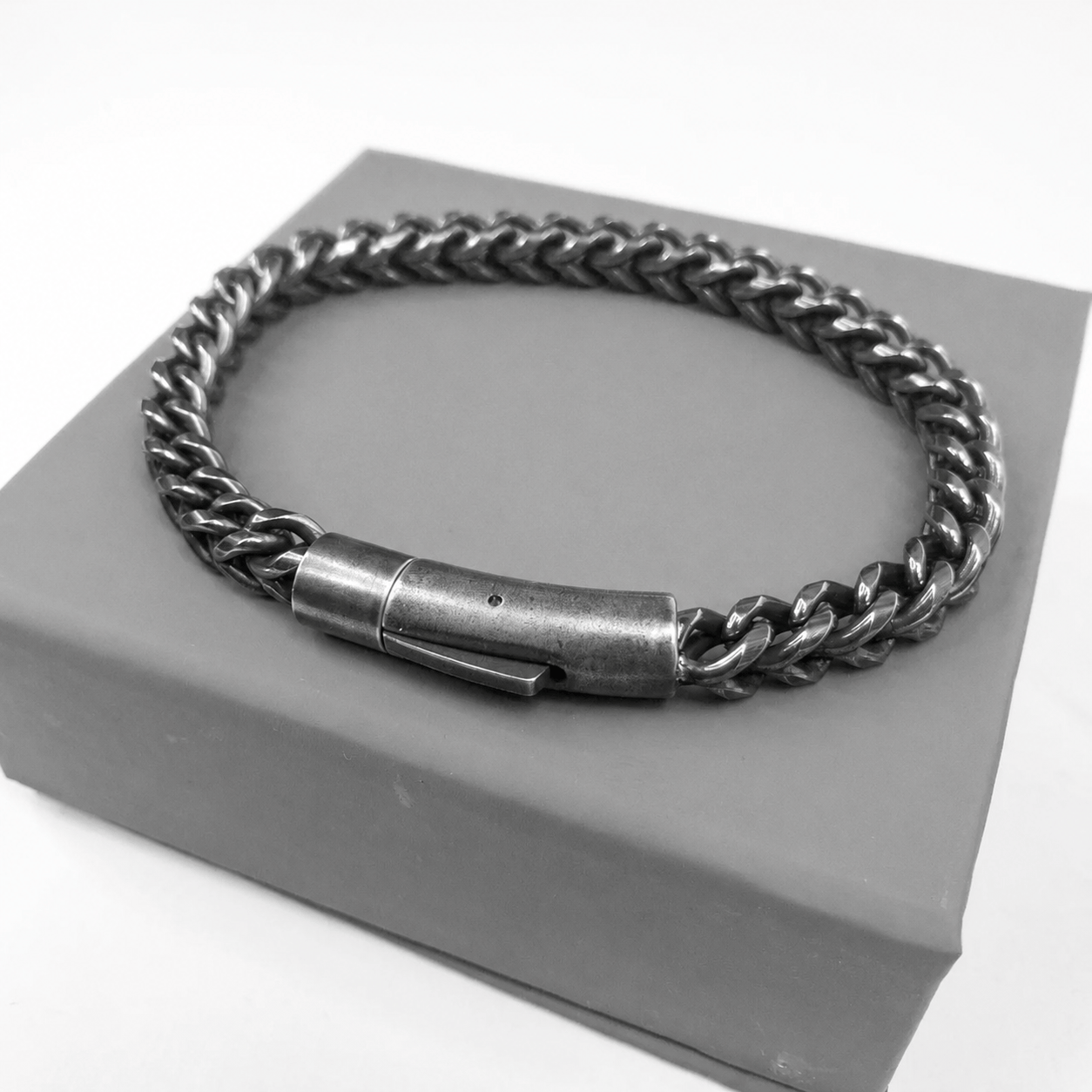 Western Retro Stainless Steel Bracelet