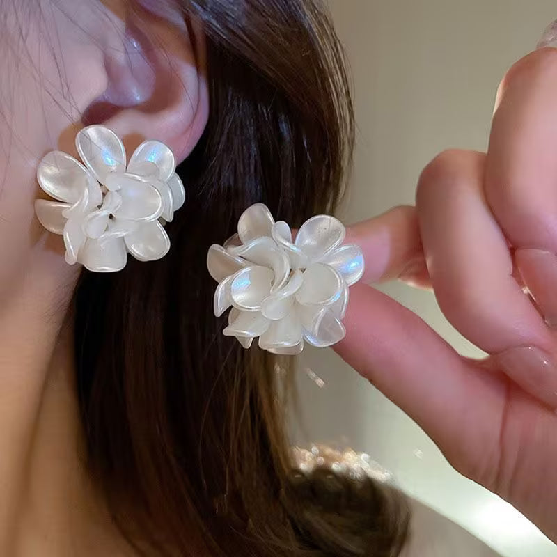 Elegant White Floral Stud Earrings for Women